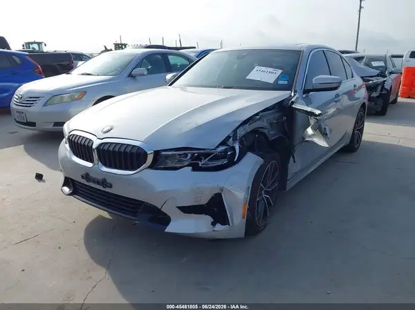 WBA5R1C51KAK11632 2019 BMW 3ER - Image 2