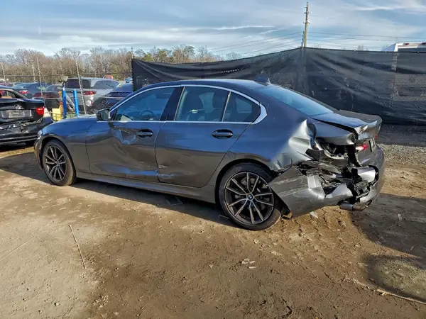WBA5R1C51KAK12568 2019 BMW 3ER - Image 2