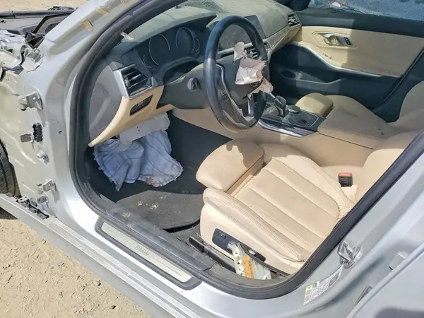 WBA5R1C52KAJ98549 2019 BMW 3ER - Image 8