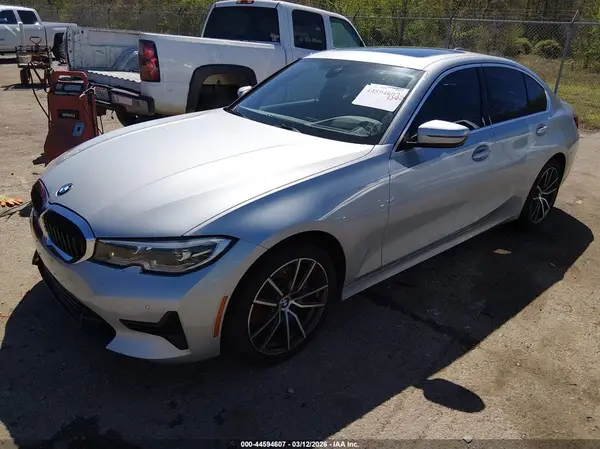 WBA5R1C52KAJ98700 2019 BMW 3ER - Image 2