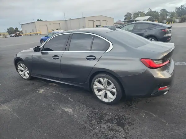 WBA5R1C52KAK09100 2019 BMW 3ER - Image 2