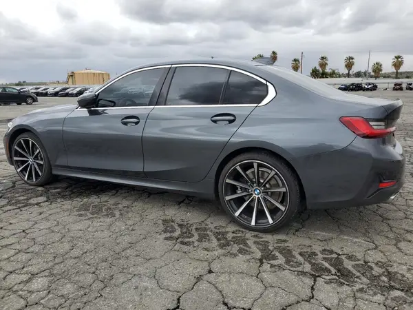 WBA5R1C52KAK09369 2019 BMW 3ER - Image 2