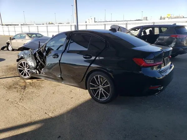 WBA5R1C52KAK10439 2019 BMW 3ER - Image 2