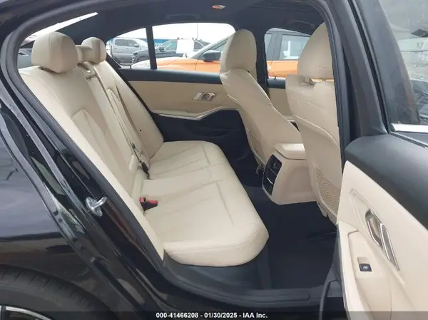 WBA5R1C52KAK12997 2019 BMW 3ER - Image 8