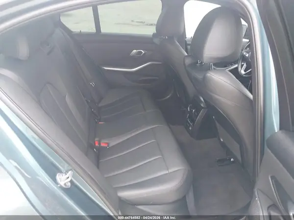 WBA5R1C52KFH08307 2019 BMW 3ER - Image 8