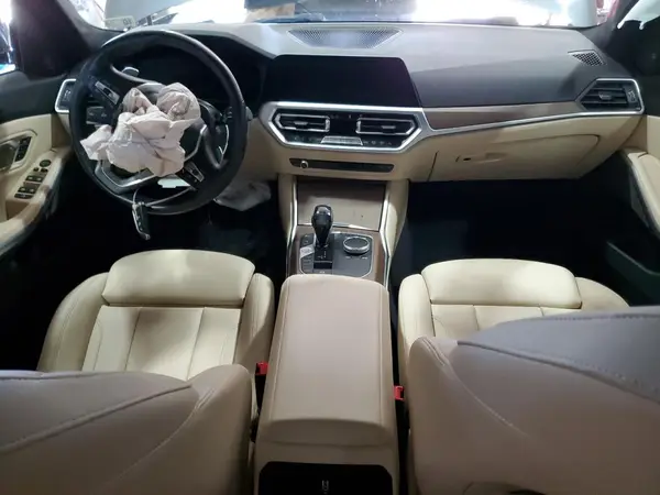WBA5R1C52KFH28136 2019 BMW 3ER - Image 8