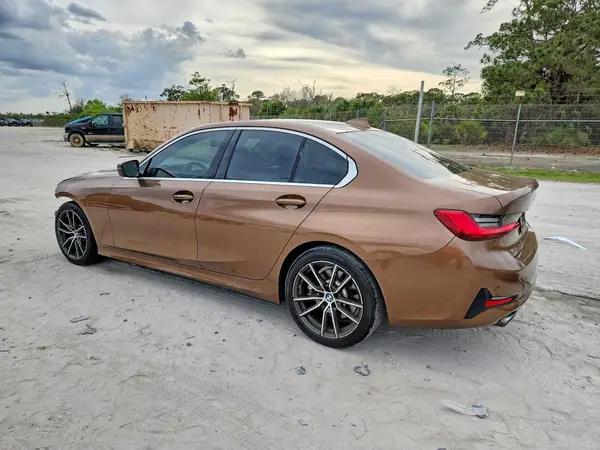 WBA5R1C53KAK07520 2019 BMW 3ER - Image 2
