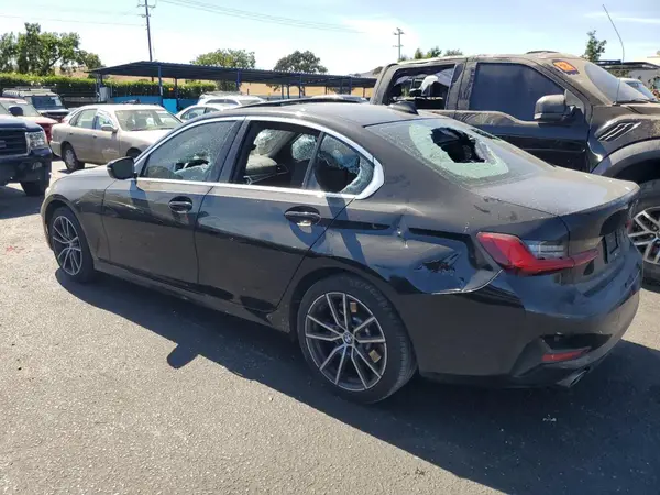 WBA5R1C53KAK10868 2019 BMW 3ER - Image 2