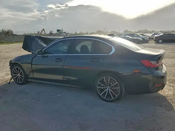 WBA5R1C53KAK12457 2019 BMW 3ER - Image 2