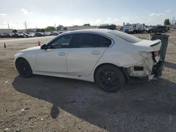 WBA5R1C53KFH02581 2019 BMW 3ER - Image 2
