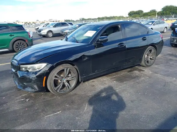 WBA5R1C54KAJ98388 2019 BMW 3ER - Image 2