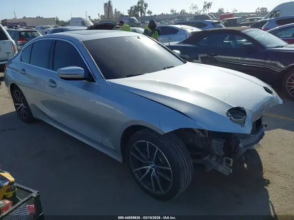 WBA5R1C54KAK07154 2019 BMW 3ER - Image 1