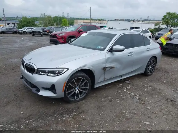 WBA5R1C54KAK10233 2019 BMW 3ER - Image 2