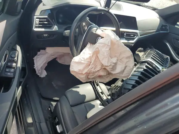 WBA5R1C54KAK12242 2019 BMW 3ER - Image 8