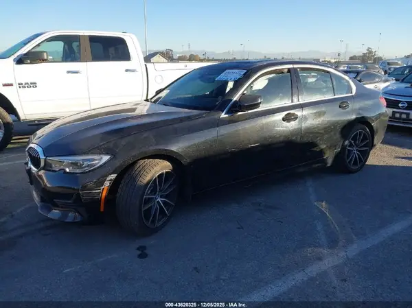 WBA5R1C54KFH21348 2019 BMW 3ER - Image 2