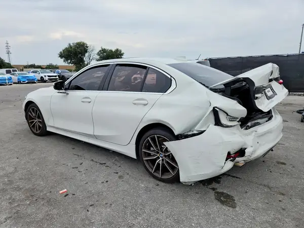 WBA5R1C55KAE82213 2019 BMW 3ER - Image 2
