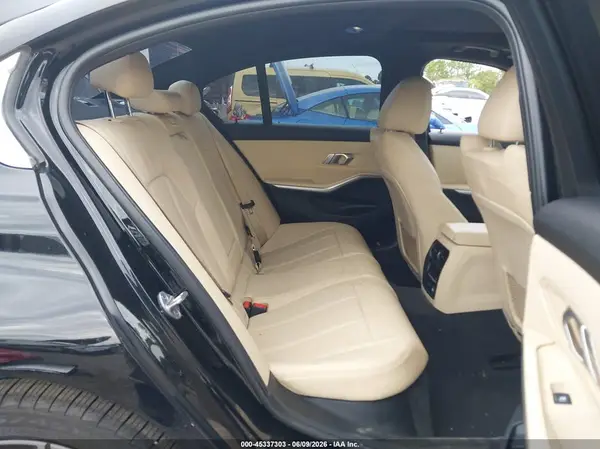 WBA5R1C55KAJ99615 2019 BMW 3ER - Image 8
