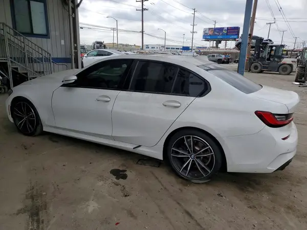 WBA5R1C55KAK06711 2019 BMW 3ER - Image 2