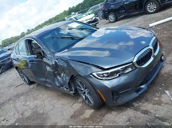 WBA5R1C55KAK08328 2019 BMW 3ER - Image 1