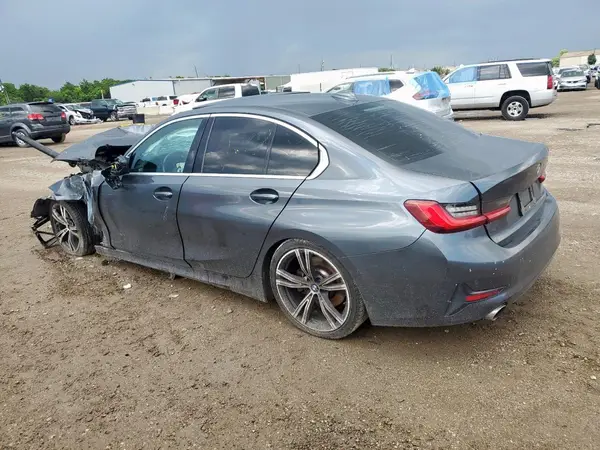 WBA5R1C55KAK08684 2019 BMW 3ER - Image 2