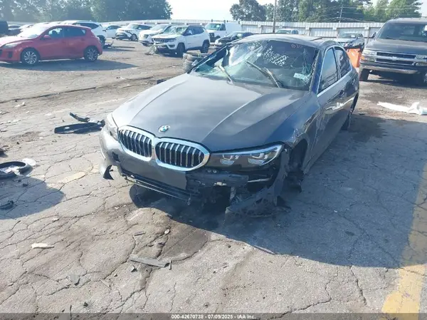 WBA5R1C55KAK08698 2019 BMW 3ER - Image 2