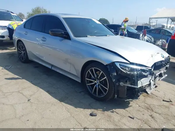 WBA5R1C55KAK10208 2019 BMW 3ER - Image 1
