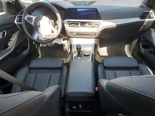 WBA5R1C55KAK12699 2019 BMW 3ER - Image 8
