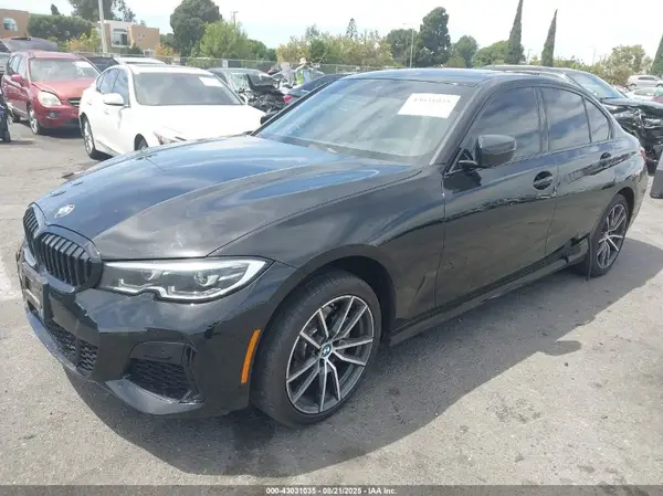 WBA5R1C55KAK12881 2019 BMW 3ER - Image 2