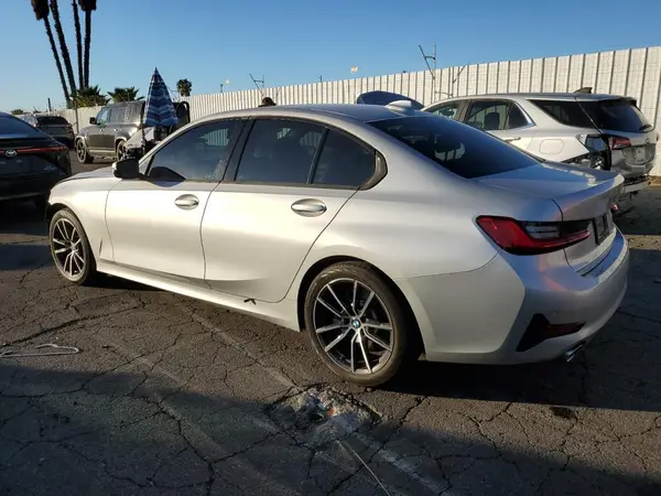 WBA5R1C55KFH21990 2019 BMW 3ER - Image 2