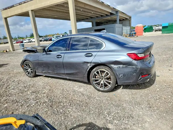 WBA5R1C56KAJ98439 2019 BMW 3ER - Image 2