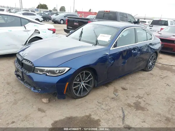 WBA5R1C56KAK07432 2019 BMW 3ER - Image 2