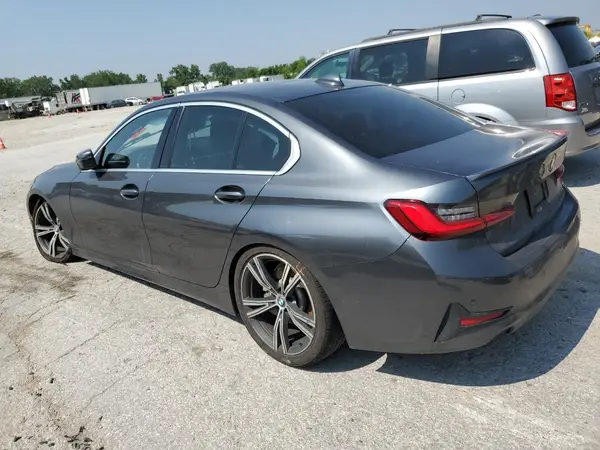 WBA5R1C56KAK11335 2019 BMW 3ER - Image 2