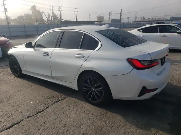 WBA5R1C56KFH02347 2019 BMW 3ER - Image 2