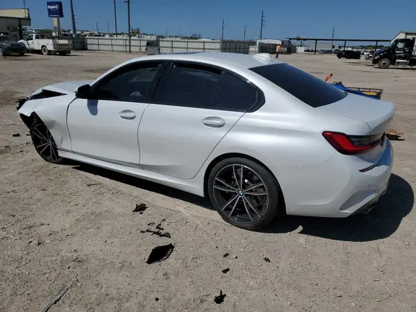 WBA5R1C57KAK07844 2019 BMW 3ER - Image 2