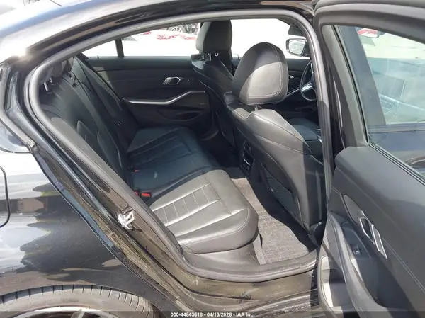 WBA5R1C57KAK08007 2019 BMW 3ER - Image 8