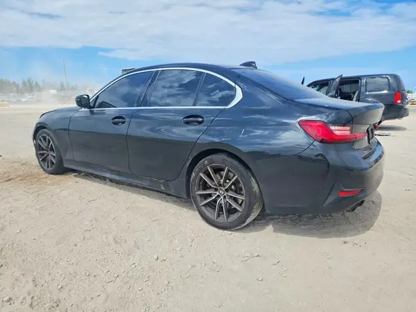 WBA5R1C57KAK08153 2019 BMW 3ER - Image 2