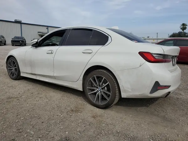 WBA5R1C57KAK09187 2019 BMW 3ER - Image 2