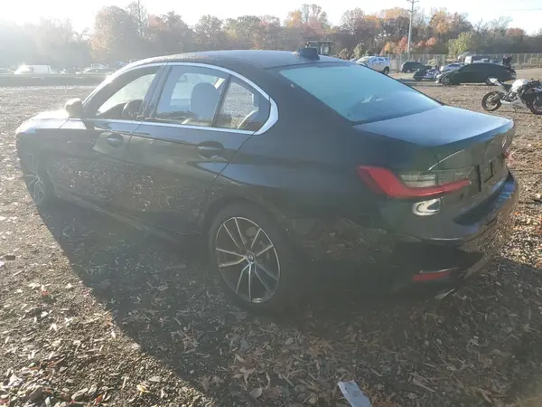 WBA5R1C57KAK09996 2019 BMW 3ER - Image 2