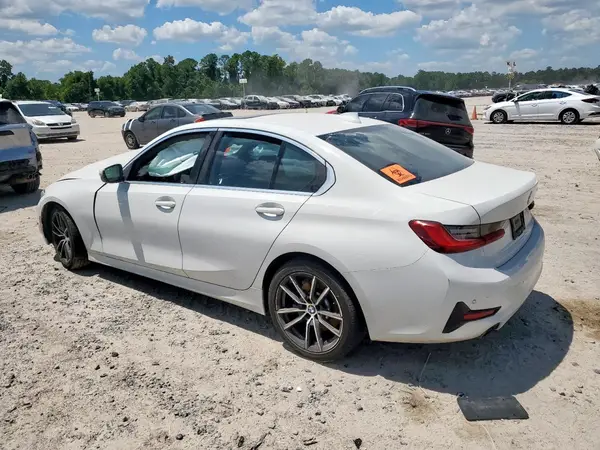 WBA5R1C57KAK11120 2019 BMW 3ER - Image 2