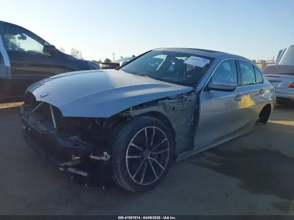 WBA5R1C57KAK11666 2019 BMW 3ER - Image 2