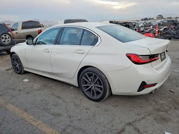 WBA5R1C57KFH15219 2019 BMW 3ER - Image 2