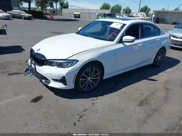 WBA5R1C57KFH22221 2019 BMW 3ER - Image 2