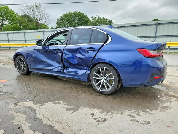 WBA5R1C58KAK11269 2019 BMW 3ER - Image 2