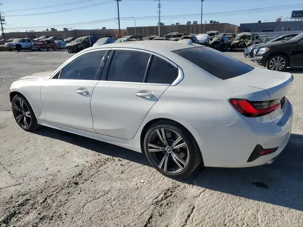 WBA5R1C58KAK12728 2019 BMW 3ER - Image 2