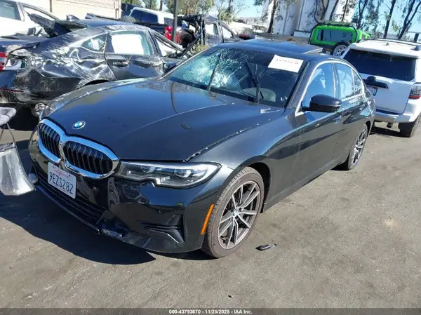 WBA5R1C58KAK12776 2019 BMW 3ER - Image 2