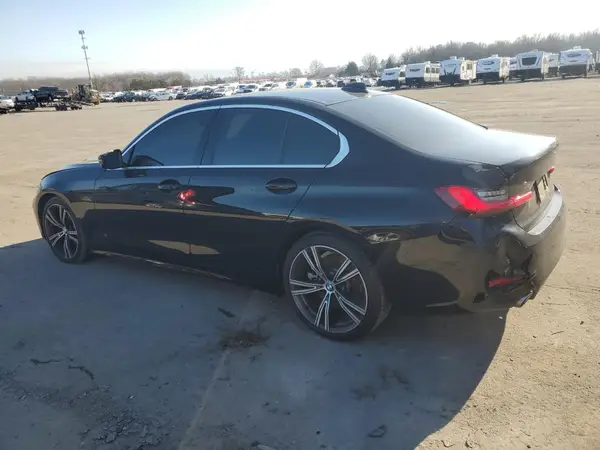 WBA5R1C58KAK13037 2019 BMW 3ER - Image 2
