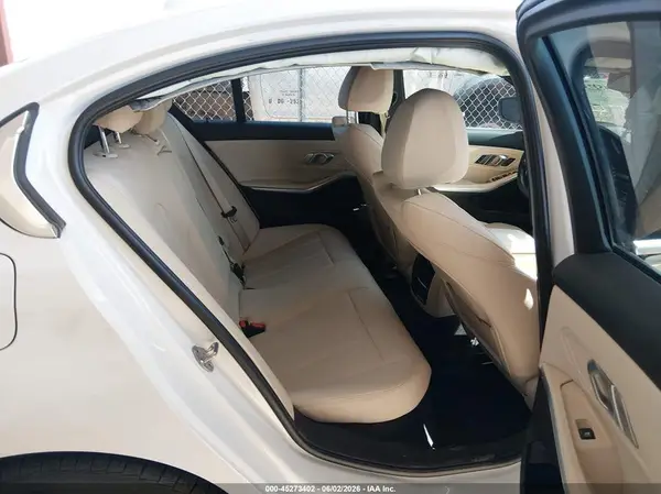 WBA5R1C59KAK12740 2019 BMW 3ER - Image 8