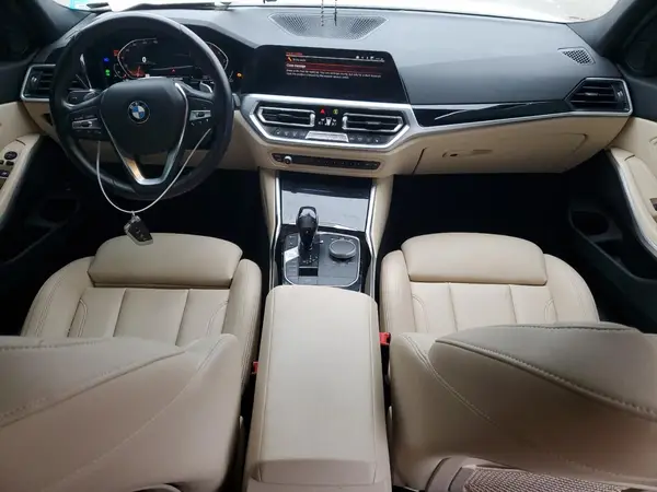 WBA5R1C5XKAJ98329 2019 BMW 3ER - Image 8