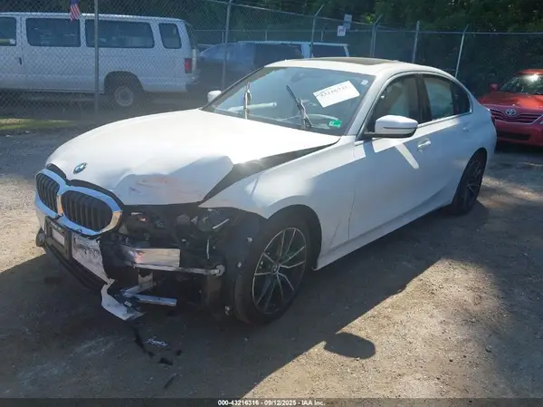 WBA5R1C5XKAK06963 2019 BMW 3ER - Image 2