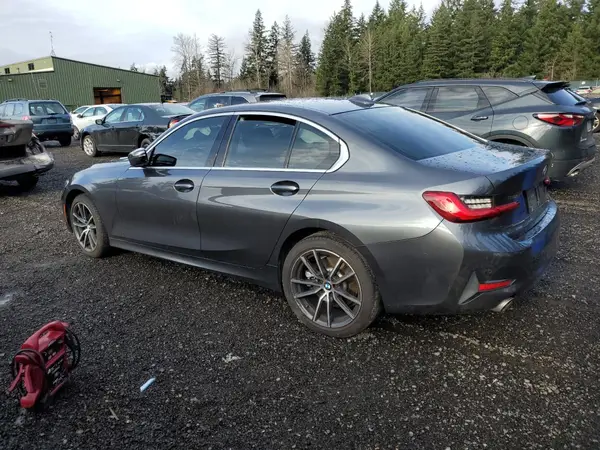 WBA5R1C5XKAK09152 2019 BMW 3ER - Image 2